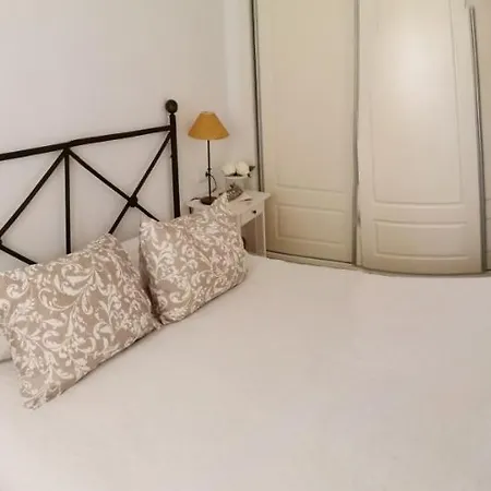 Casares Playa * 圣路易斯·德·萨比尼尔